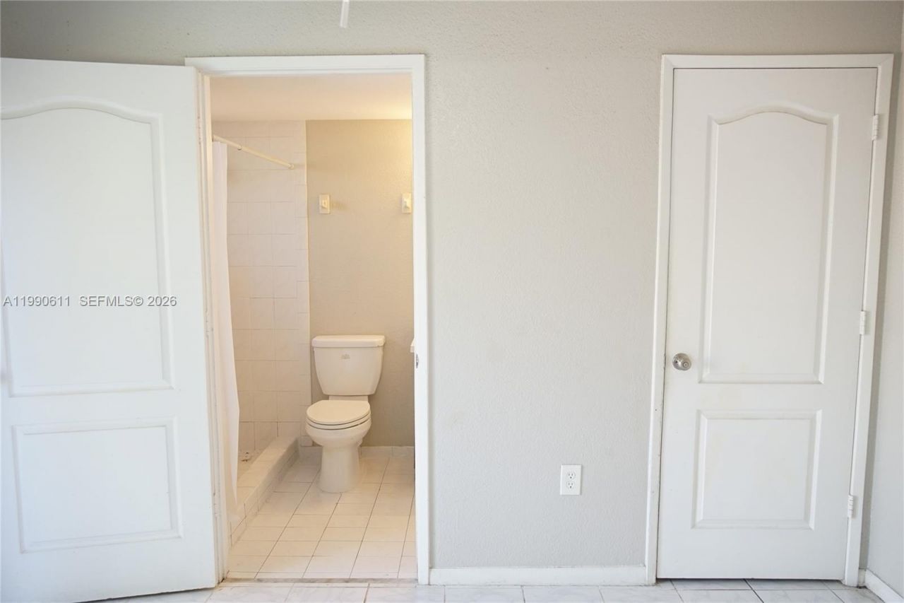 331 NW 82nd Avenue, Unit 1303, Miami, FL 33126 Photo