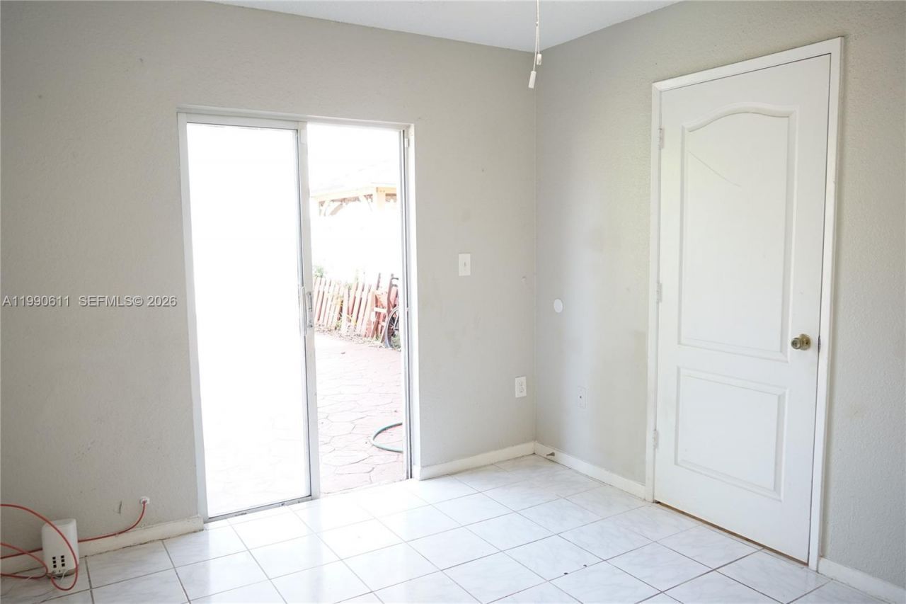 331 NW 82nd Avenue, Unit 1303, Miami, FL 33126 Photo