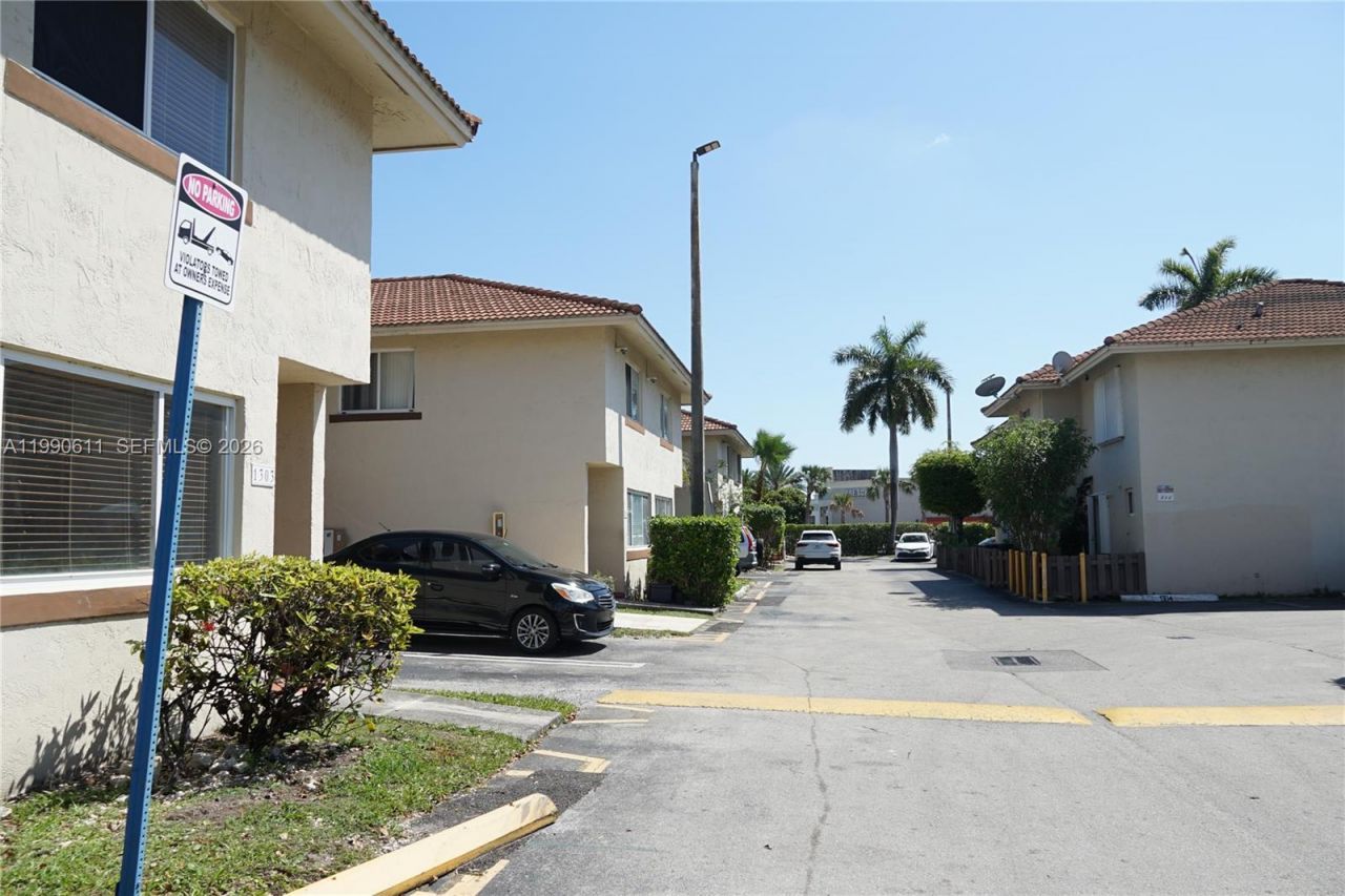 331 NW 82nd Avenue, Unit 1303, Miami, FL 33126 Photo