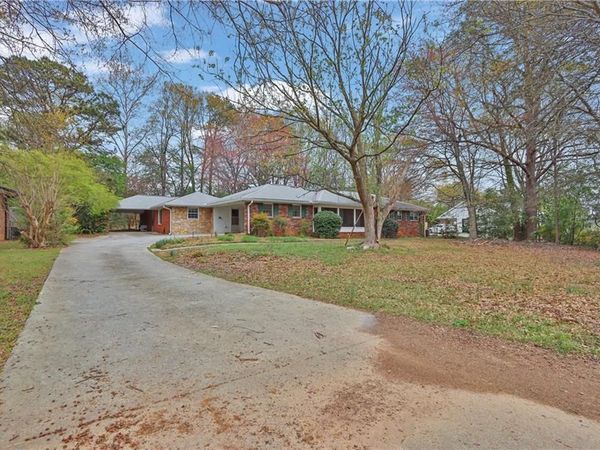 2738 Odum Street, Snellville, GA 30078