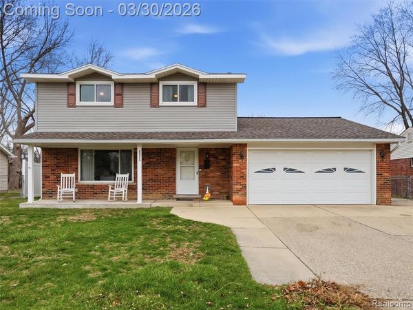 40326 William Drive, Sterling Heights, MI 48313