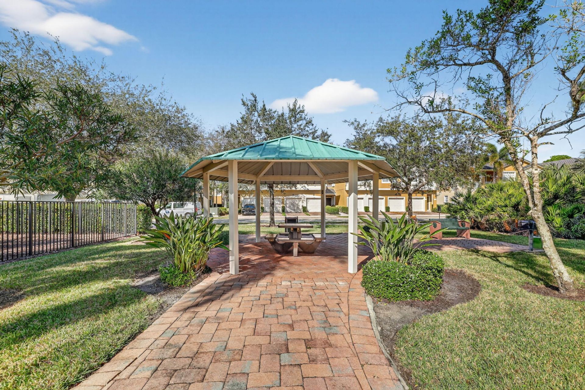 2764 SE Birmingham Drive, Stuart, FL 34994 Photo