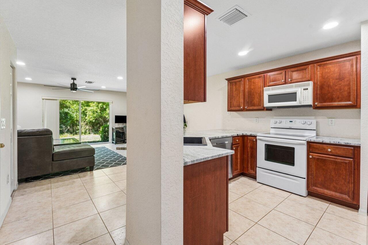 2764 SE Birmingham Drive, Stuart, FL 34994 Photo