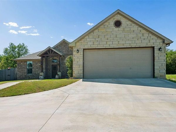 4114 Seminole Trail, Granbury, TX 76048