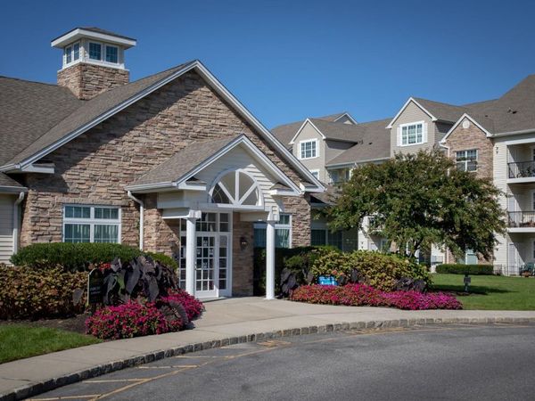 1 Charles Pond Drive , Unit 5-531, Coram, NY 11727