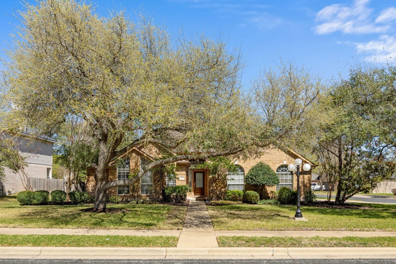 8700 Tin Roof Cv, Round Rock, TX 78681 Main Photo