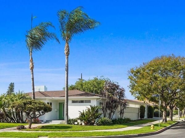 5601 Sunlight Place, Los Angeles, CA 90016