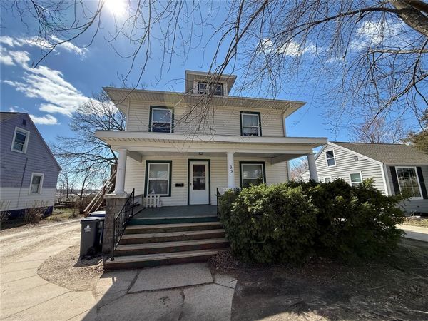 139 32nd Street NE, Cedar Rapids, IA 52402