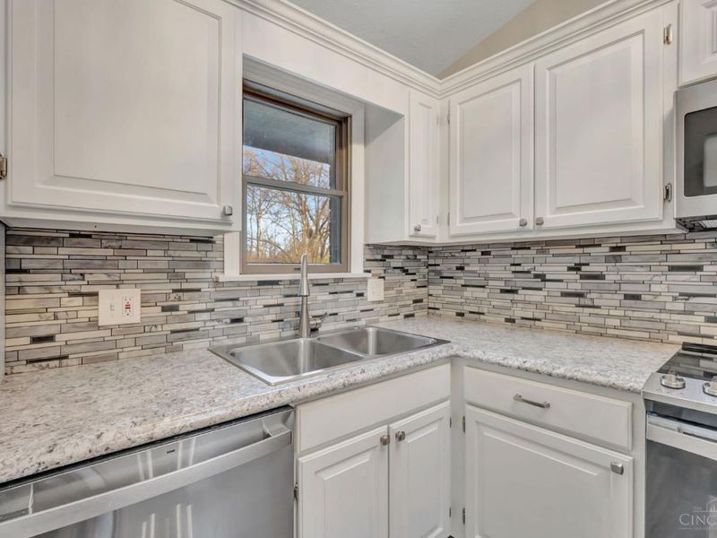 3873 Buck Ridge Drive, Okeana, OH 45053 Photo 17