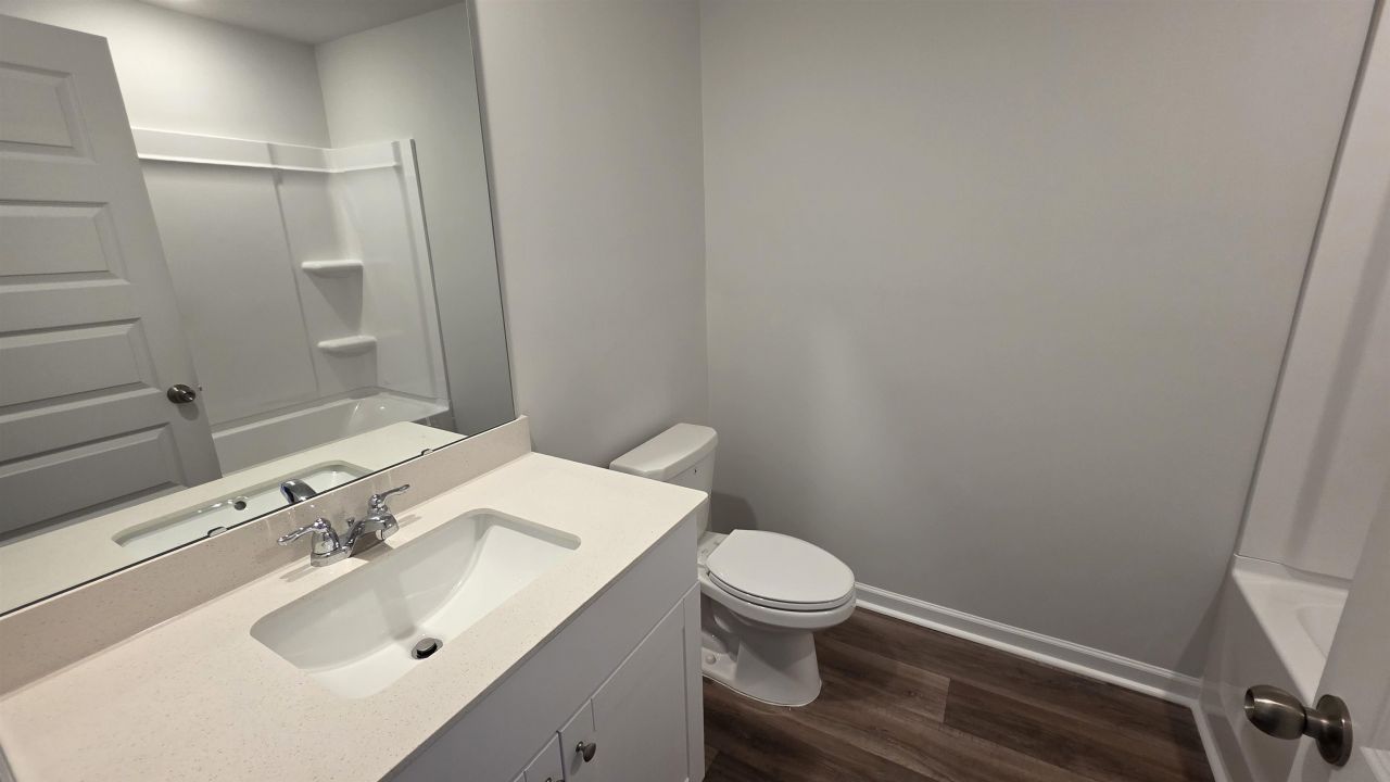 150 Indigo Grove Dr Photo 8