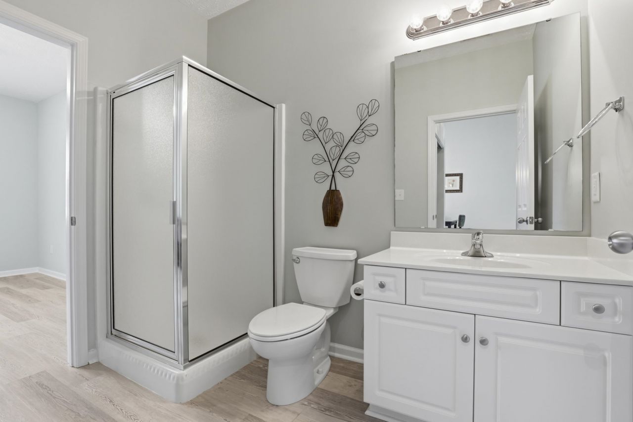 601 Hillside Dr. N Photo 12