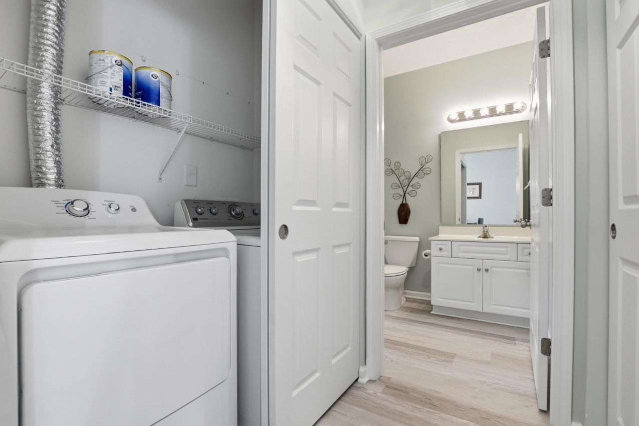 601 Hillside Dr. N Photo 13