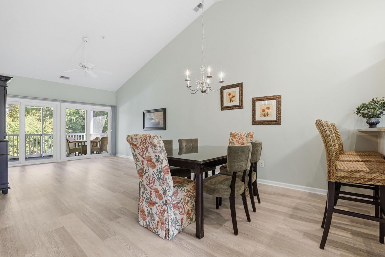 601 Hillside Dr. N Photo 4