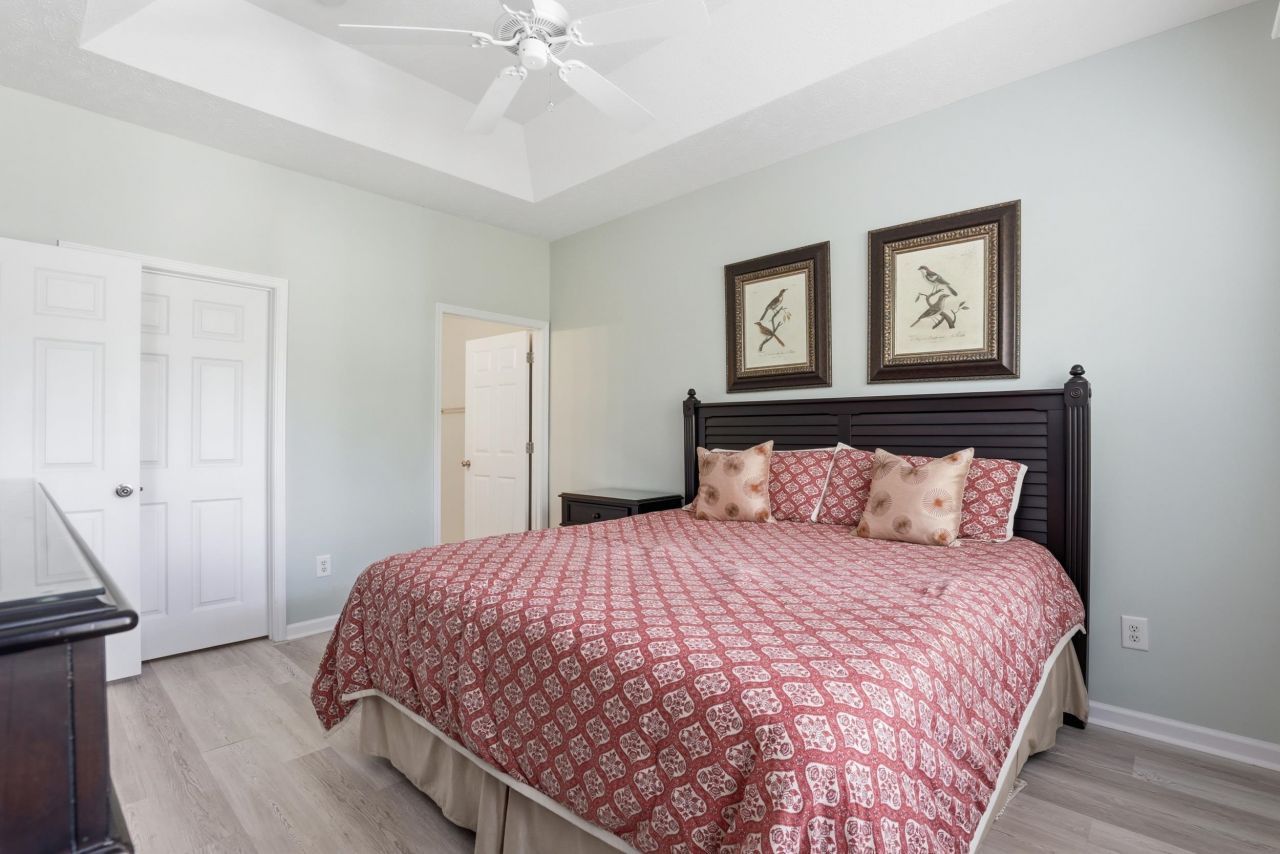 601 Hillside Dr. N Photo 9