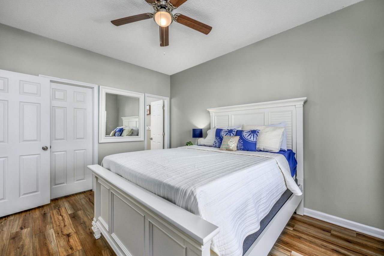 4621 Lightkeepers Way Photo 10