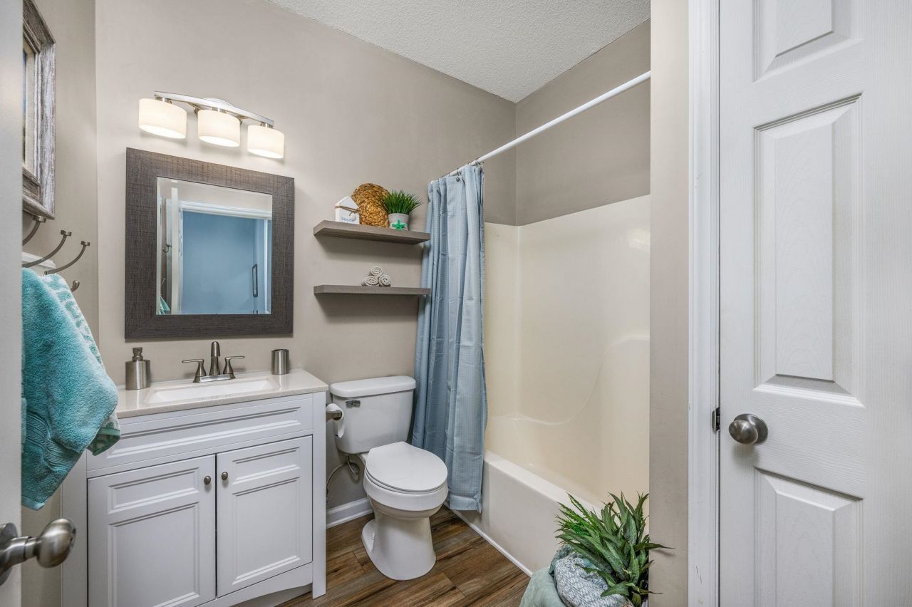 4621 Lightkeepers Way Photo 15