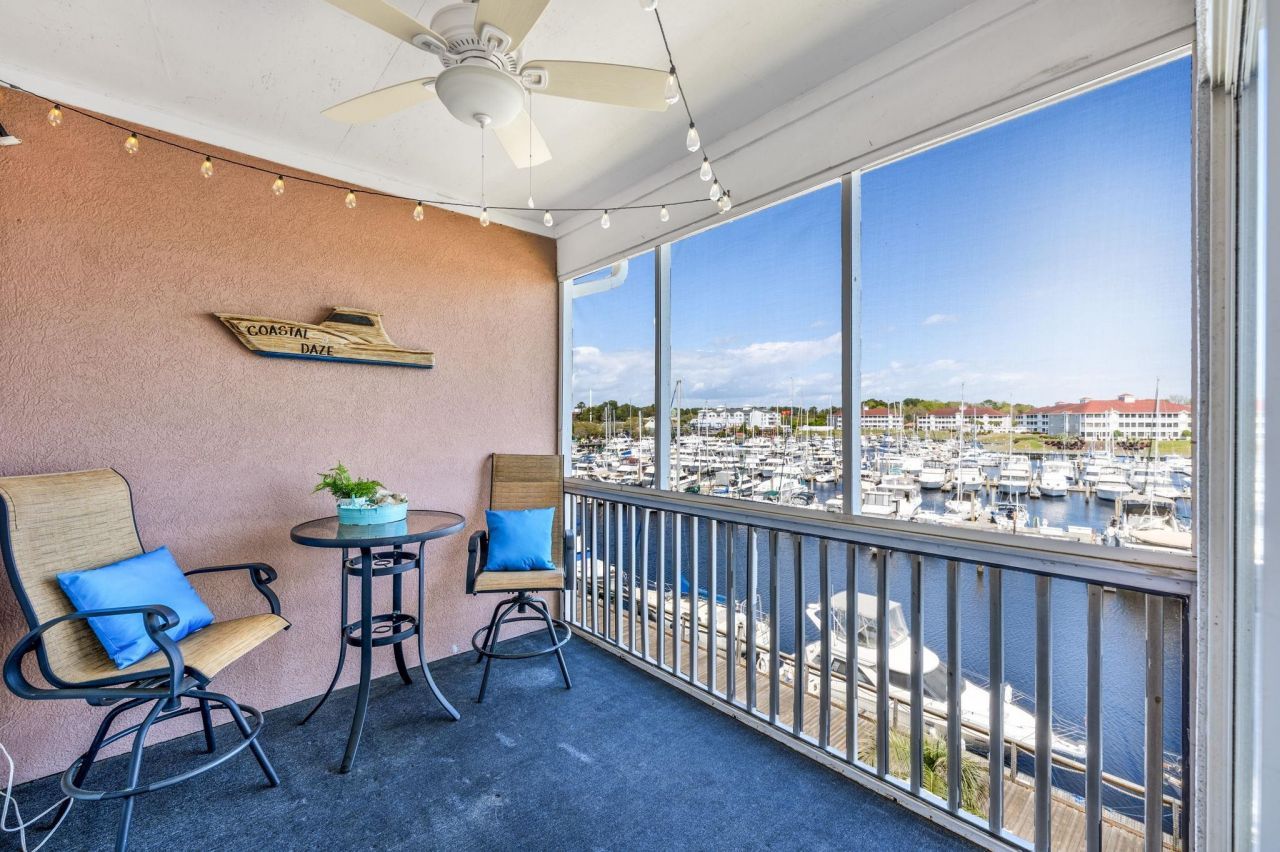 4621 Lightkeepers Way Photo 16