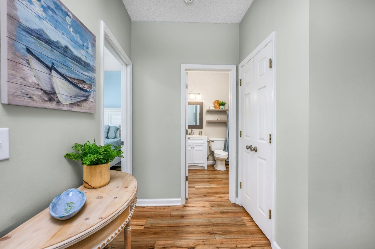 4621 Lightkeepers Way Photo 18