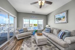 4621 Lightkeepers Way photo 4