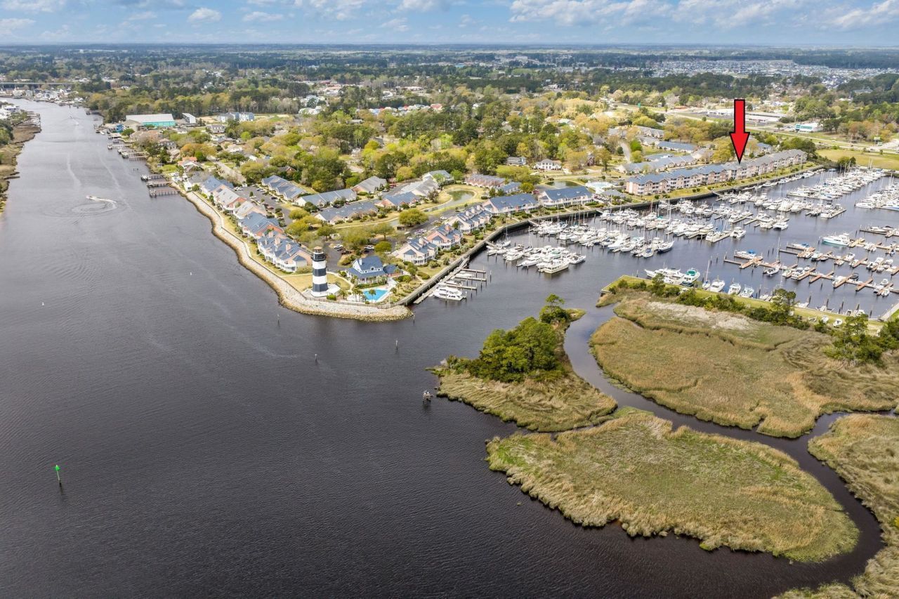 4621 Lightkeepers Way Photo 31