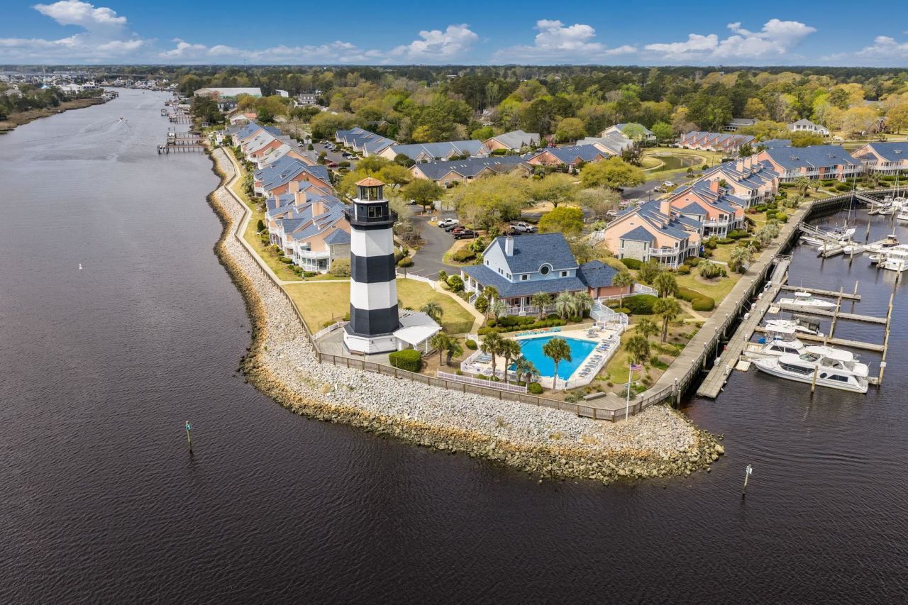 4621 Lightkeepers Way Photo 34