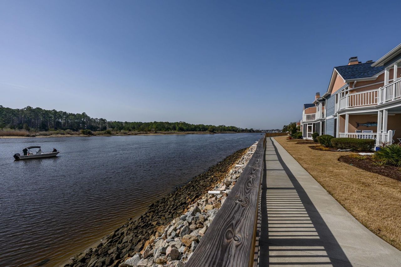 4621 Lightkeepers Way Photo 52