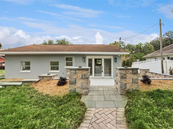 2316 N GRIFFIN DRIVE , LEESBURG, FL 34748