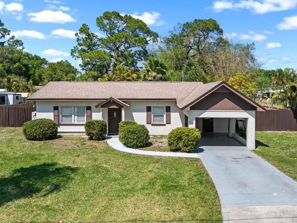 301 5TH AVENUE NW, RUSKIN, FL 33570