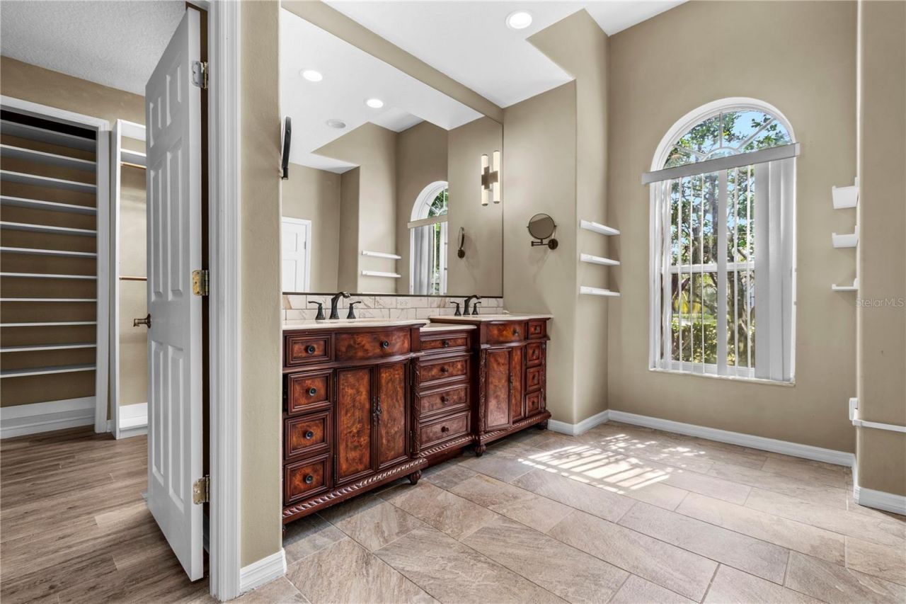 7114 River Club Boulevard, Bradenton, FL 34202 Photo