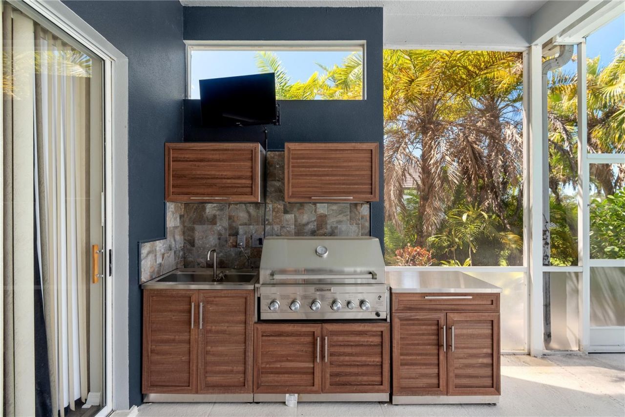 7114 River Club Boulevard, Bradenton, FL 34202 Photo