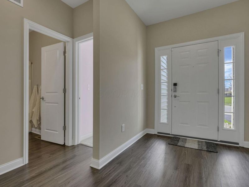 12482 Prairie View Drive NW, Pickerington, OH 43147 Photo 10