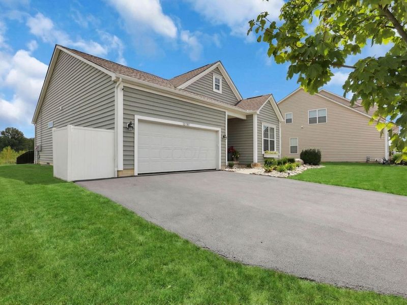 12482 Prairie View Drive NW, Pickerington, OH 43147 Photo 4