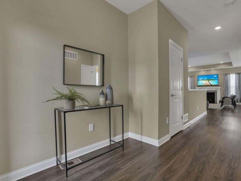 12482 Prairie View Drive NW, Pickerington, OH 43147 Photo 9