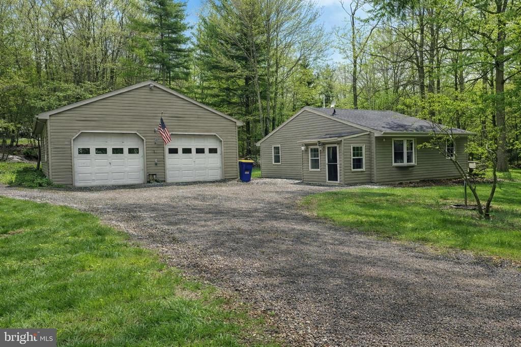 760 B Buchanan Valley Road, Orrtanna, PA 17353 Main Photo