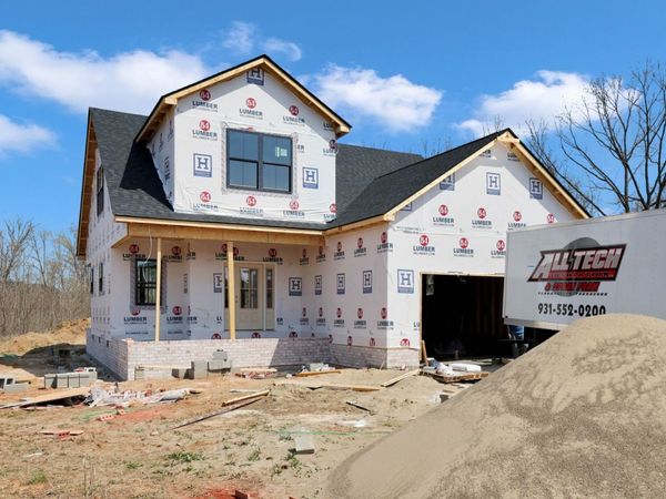 357 Chase Dr, Clarksville, TN 37043