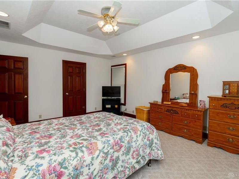 2442 Greystone Lane, Springfield, OH 45503 Photo 25