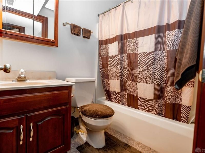 2442 Greystone Lane, Springfield, OH 45503 Photo 42