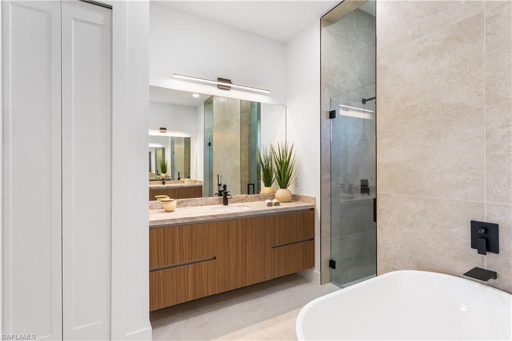 3300 NW 1st Ter, Cape Coral, FL 33993 Photo