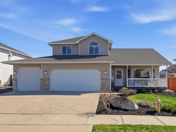 9016 N Ash St, Spokane, WA 99208