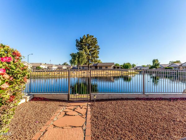10633 W RUNION Drive, Peoria, AZ 85382
