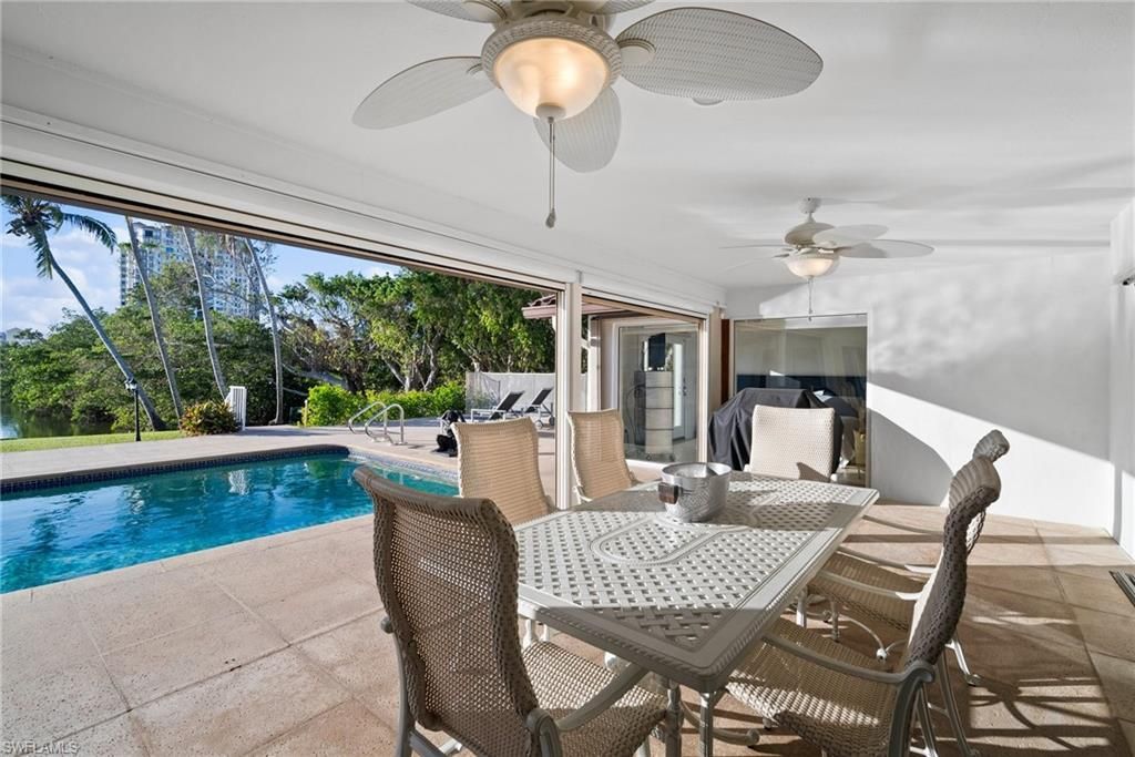 319 Pirates Bight, Naples, FL 34103 Photo