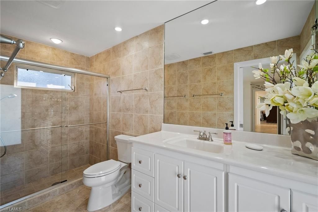 319 Pirates Bight , Naples, FL 34103 Photo