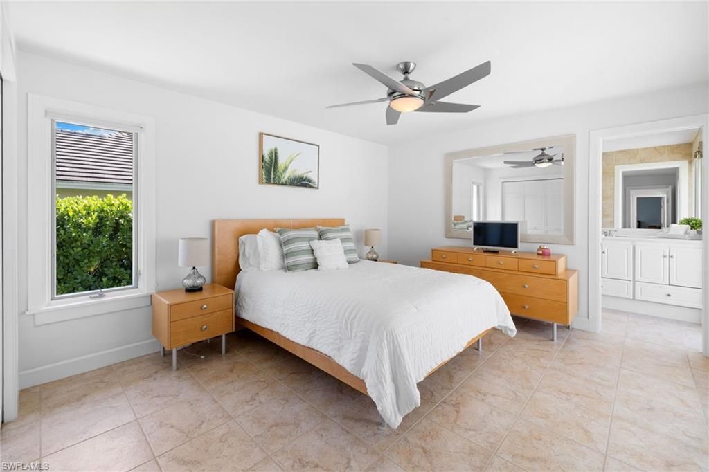 319 Pirates Bight , Naples, FL 34103 Photo