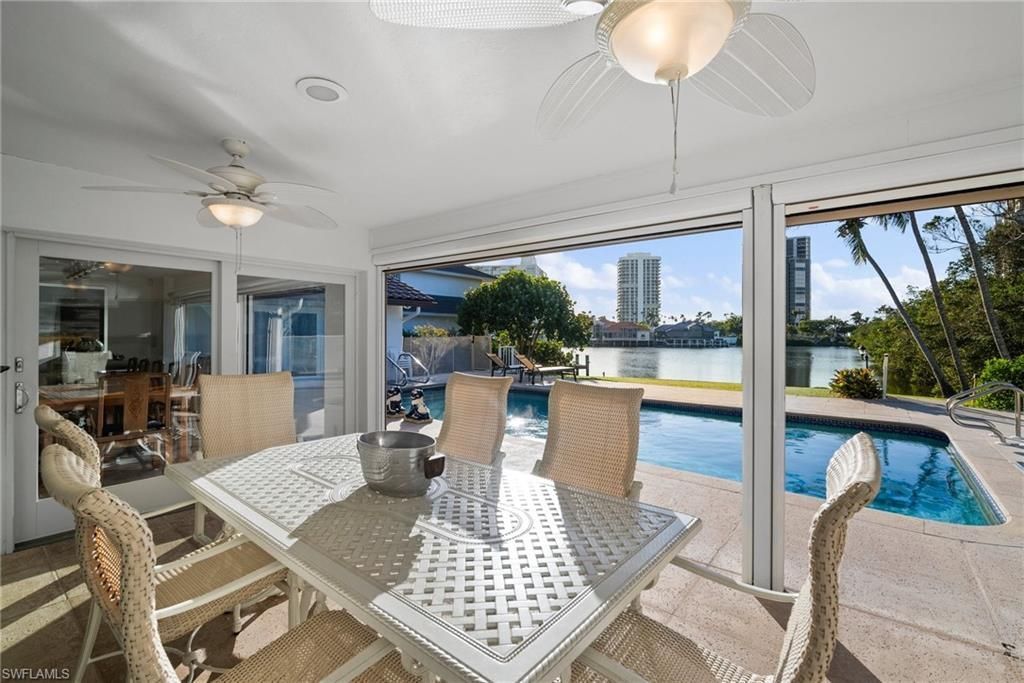 319 Pirates Bight , Naples, FL 34103 Photo