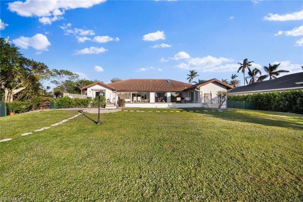 319 Pirates Bight , Naples, FL 34103 Photo