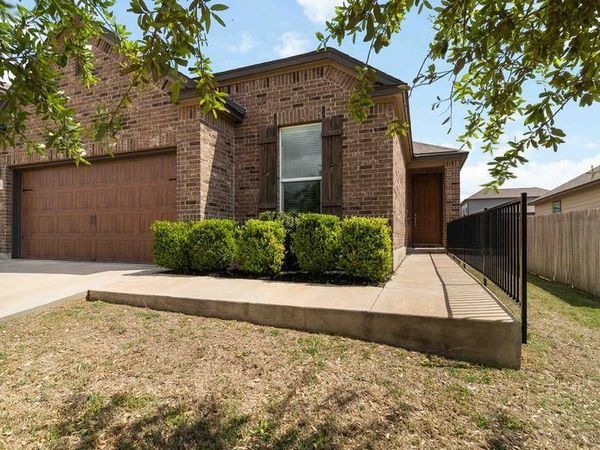 1911 Prickly Pear DR, Bastrop, TX 78602