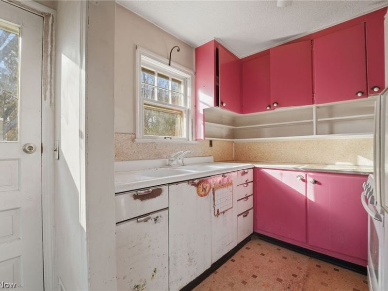 1016 Riverside Drive, Painesville, OH 44077 Photo 13