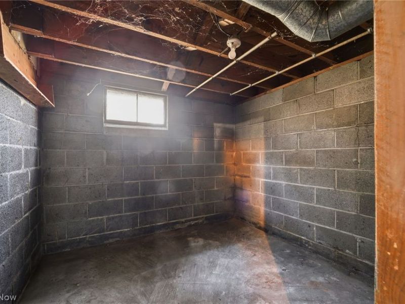 1016 Riverside Drive, Painesville, OH 44077 Photo 21