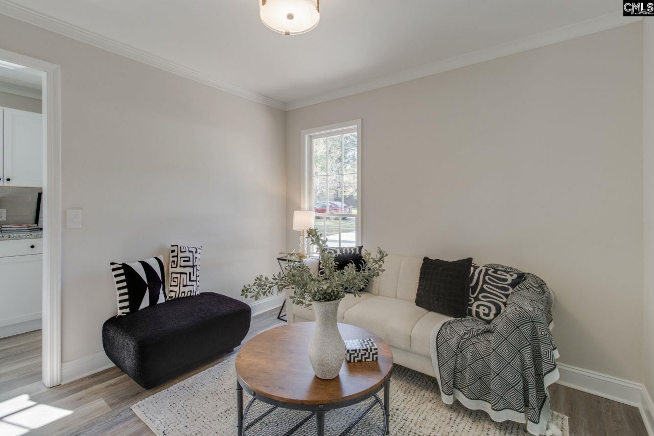 112 Hayburg Drive Photo 5