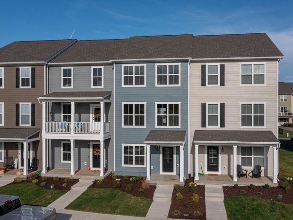 104 Colony AVE , Daleville, VA 24083